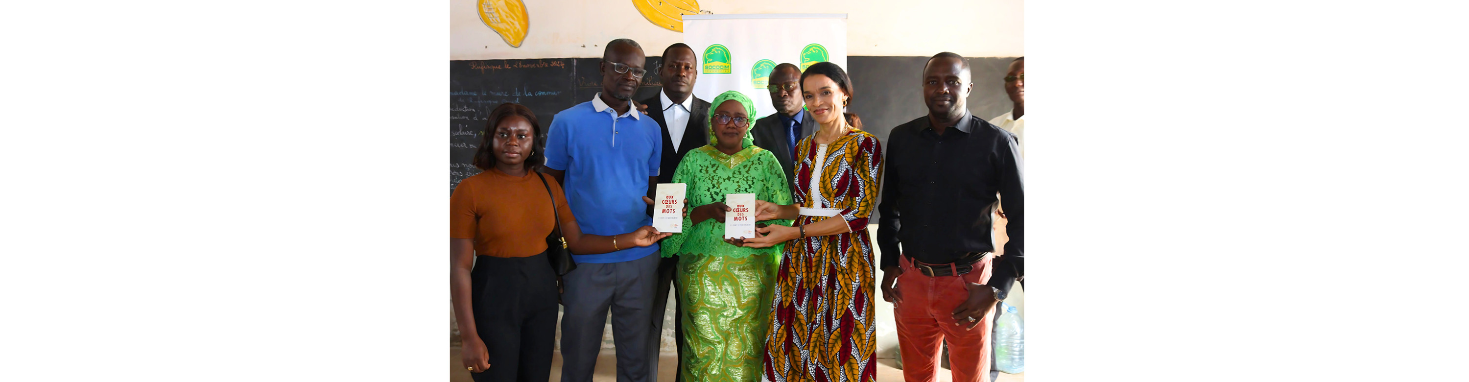 La Fondation SOCOCIM : remise de livres et manuels scolaires